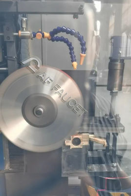 آلة صناعة الصنبور الآلي الآلي الآلي CNC آلة الشحن الذكية